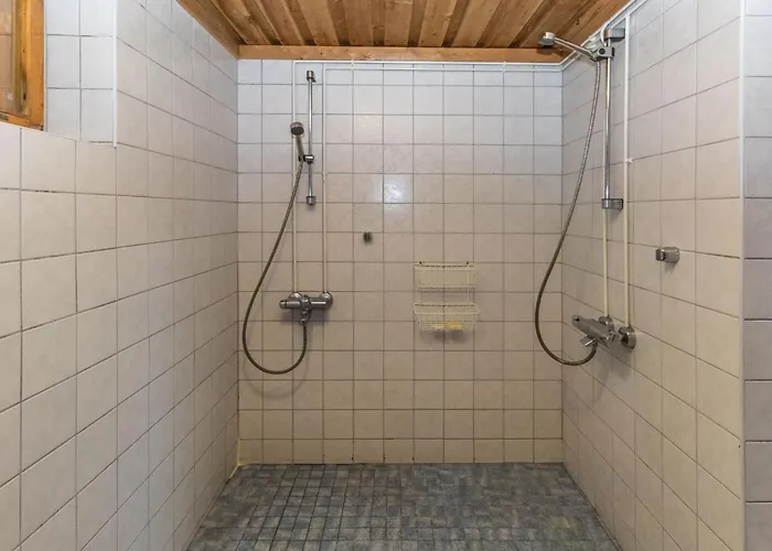 Kopararova By Interhome 사리셀카