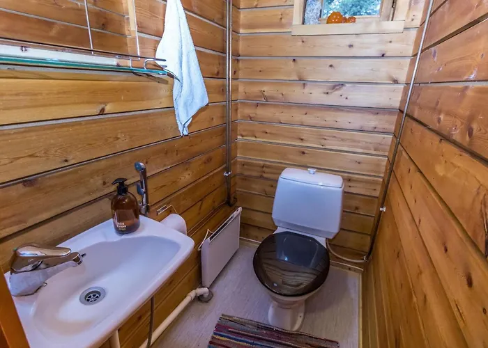 Kopararova By Interhome * 사리셀카